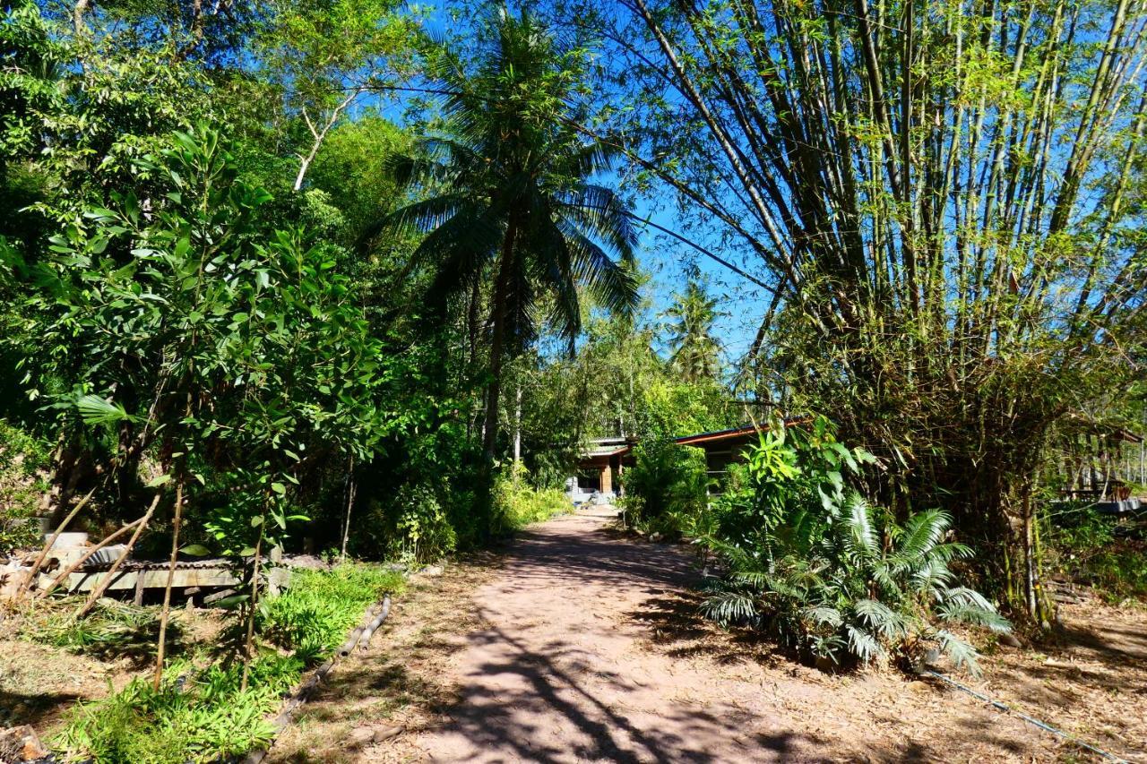 Chom Suan Homestay Ko Kut Bagian luar foto